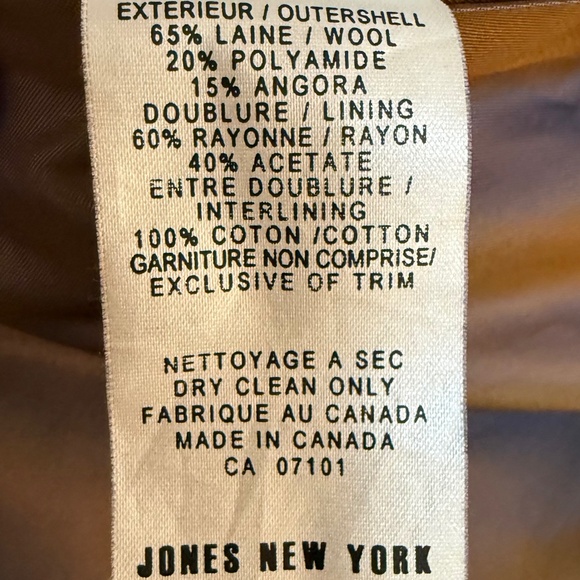 Jones New York Camel Wool Angora Coat w Removable Faux Fur Collar – Canada Made - Picture 12 of 14